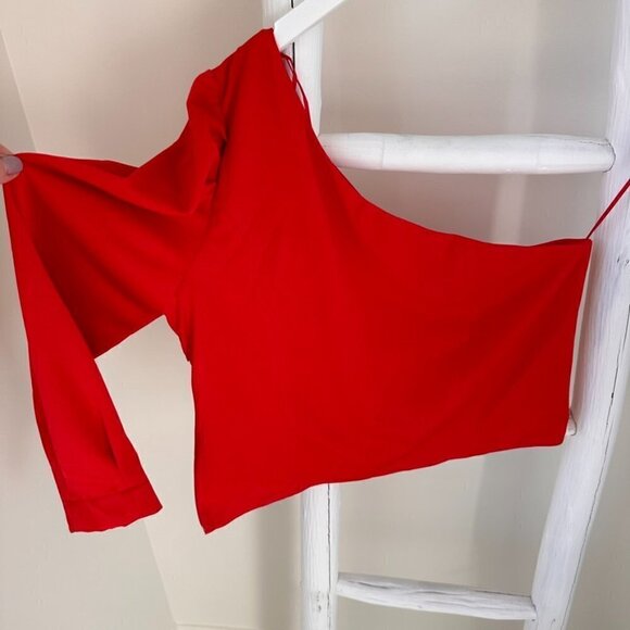 Sugarlips Such a Betty One Shoulder Red Top SZ M - Picture 5 of 14